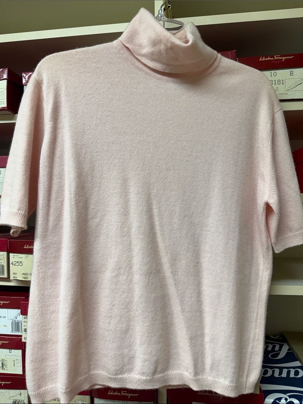 Neiman Marcus Pale Pink Cashmere Turtleneck Sweater